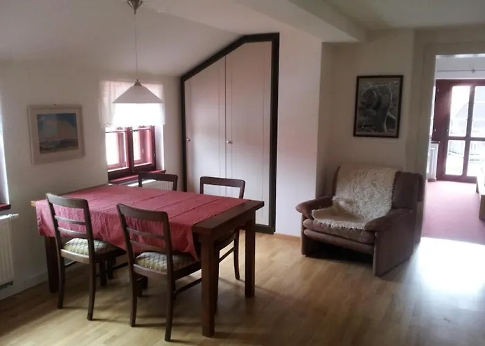 Gesundheitshaus 招待所 3*