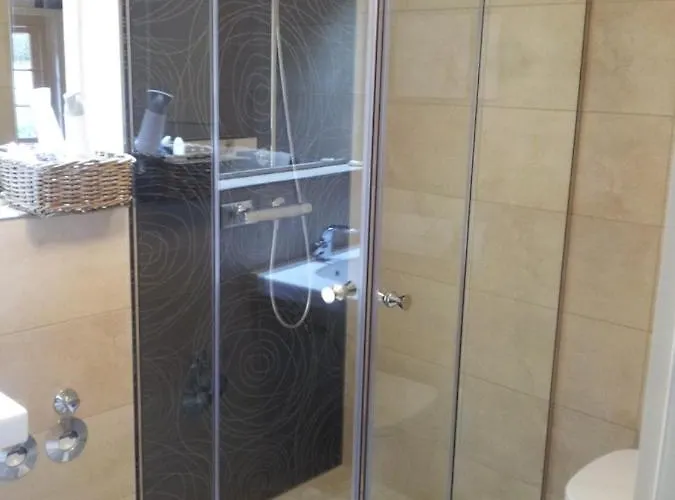 招待所 Gesundheitshaus