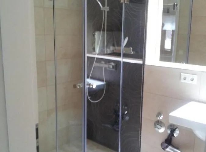 招待所 Gesundheitshaus